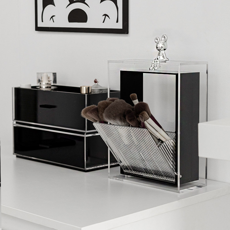 化妆刷具收纳盒梳妆台刷桶眼影散粉腮红眉笔刷子收纳筒