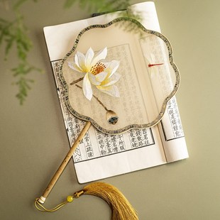 苏绣古风团扇苏州中式真丝扇子双面绣蚕丝汉服双面绣宫扇配饰礼物