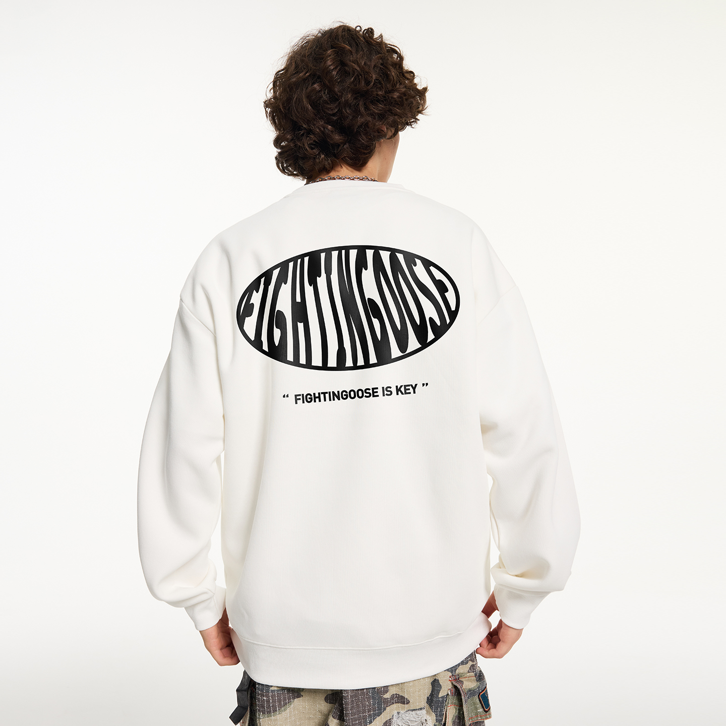 FIGHTING椭圆logo印花卫衣