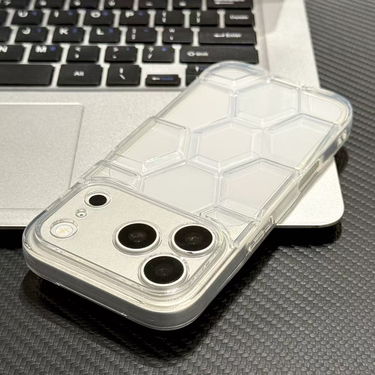 透明足球纹适用于17苹果17/16promax手机壳iPhone15PRO世界杯13pro/12个性苹果14promax软套11卡通ip16Plus11