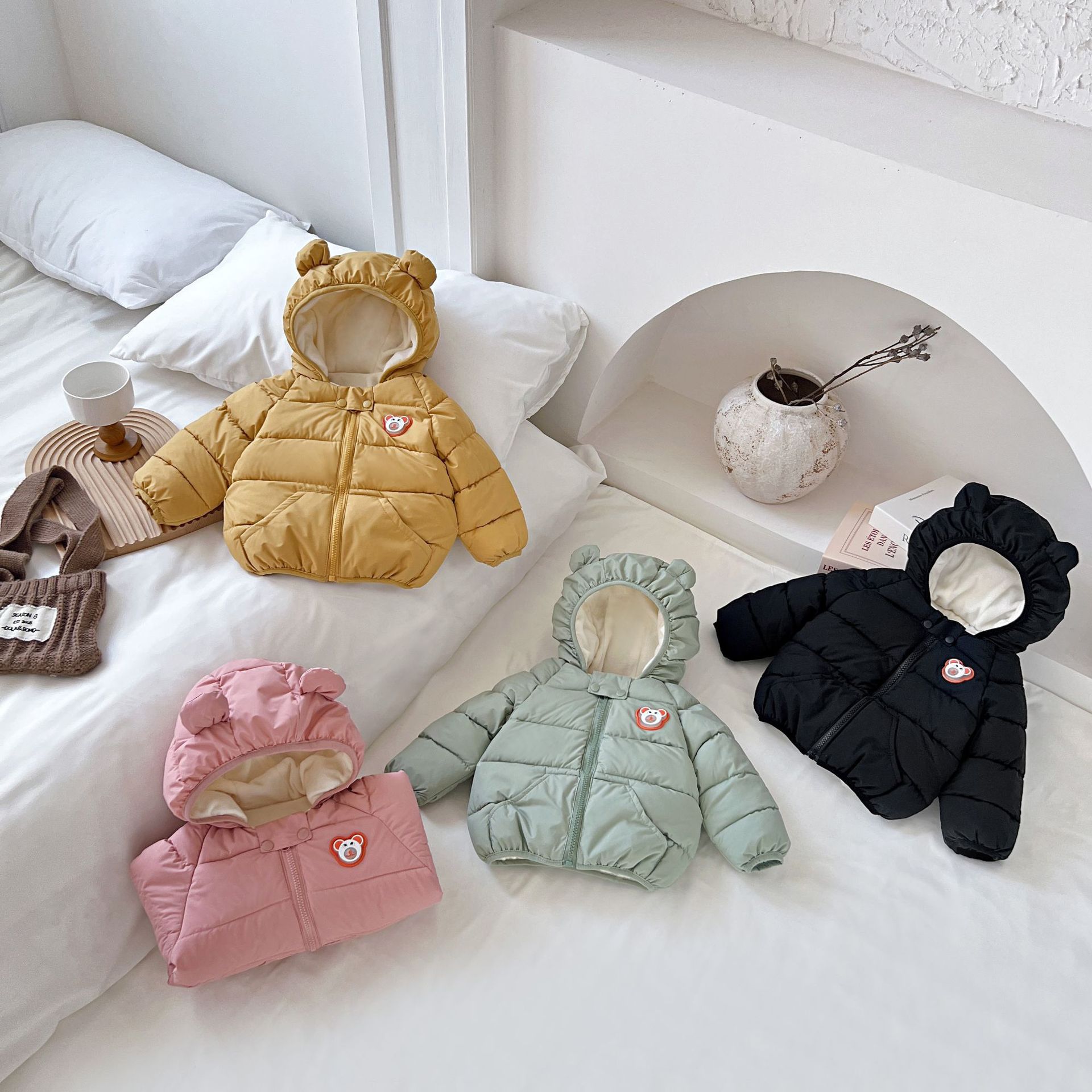新款儿童棉服宝宝加绒加厚男女童小熊棉衣婴儿保暖发光小熊棉外套