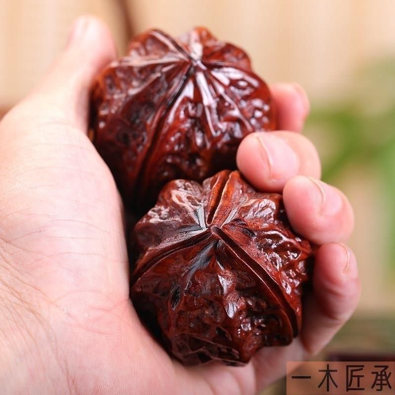 老挝黄花梨雕刻手把件老人手玩核桃虎头把玩球练手健身球手球