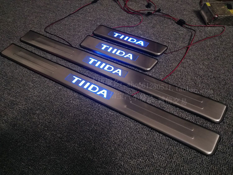 05-19款骐达迎宾灯踏板不锈钢改装 骐达/颐达门槛条LED带灯脚踏板