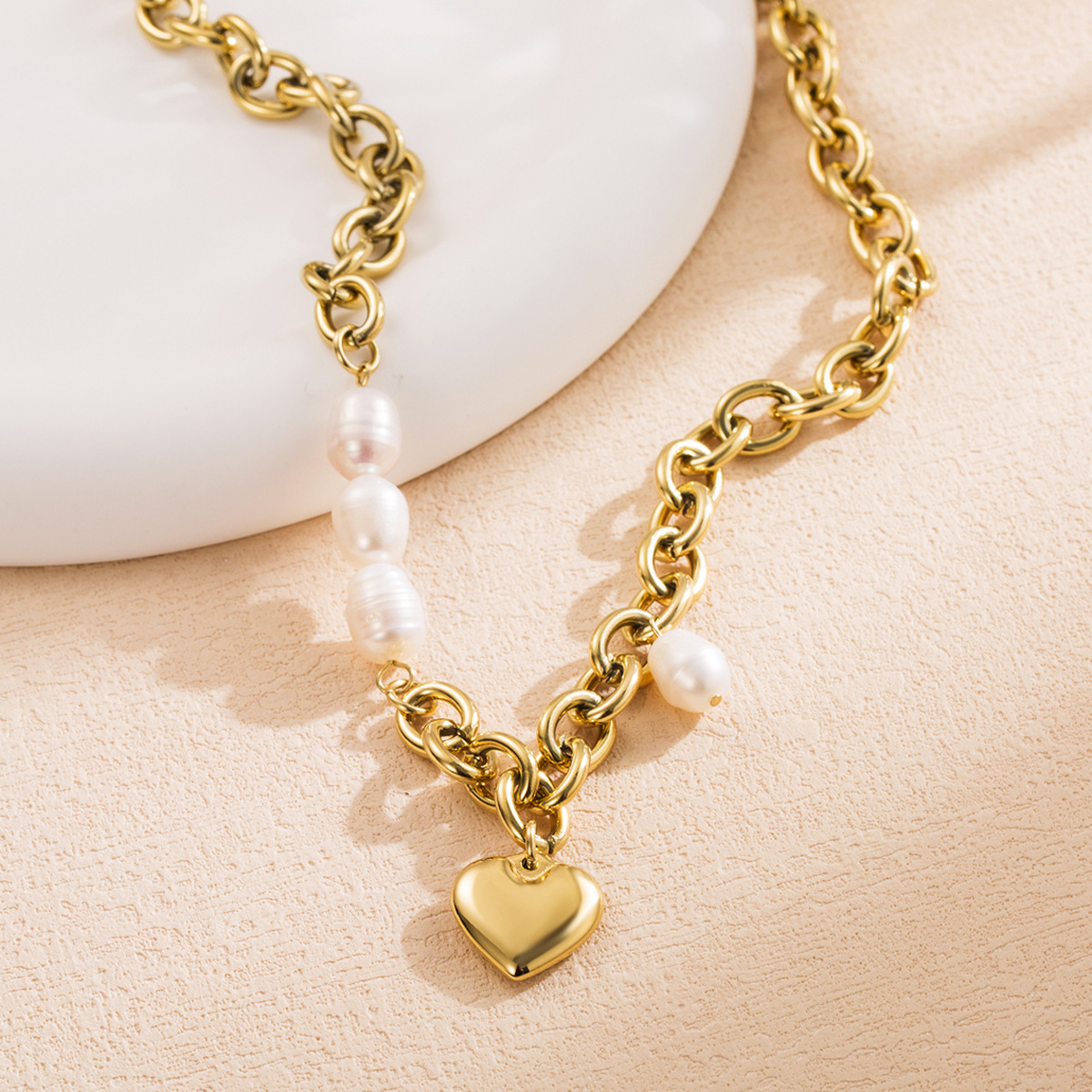 洛云梵欧美爱心珍珠锁扣蝴蝶骷髅头不锈钢链条项链男保色简约时尚