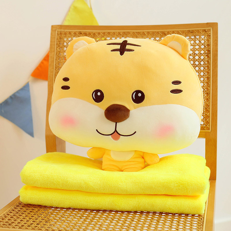 可爱老虎抱枕女生空调被子两用办公室午睡枕头毯子二合一床上卡通