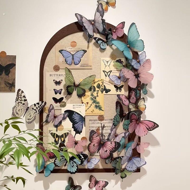 一套完整的蝴蝶墙毡板照片墙不干胶打孔手工照片展示背景墙贴纸装