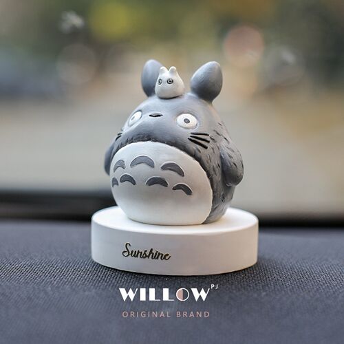 汽车家居车内饰品小众室招财龙猫公仔