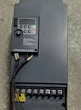 众辰变频器22KW NZ200T-22GY-4 拆机,R