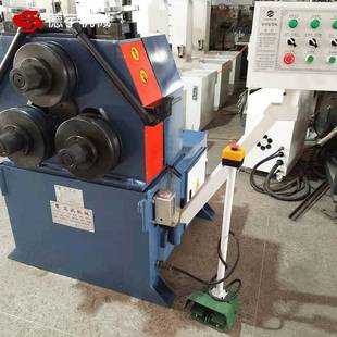 滚圆机三筒立式滚圆机三轴不锈钢猪圈围栏卷圆机金属设备厂家