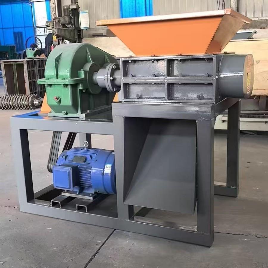 多功能单轴撕碎机塑料瓶建筑垃圾废旧轮胎木板金属撕碎机