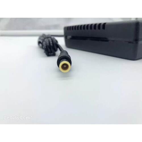适用Camera200摄像机电源适配器12V2A圆口带针带线2557