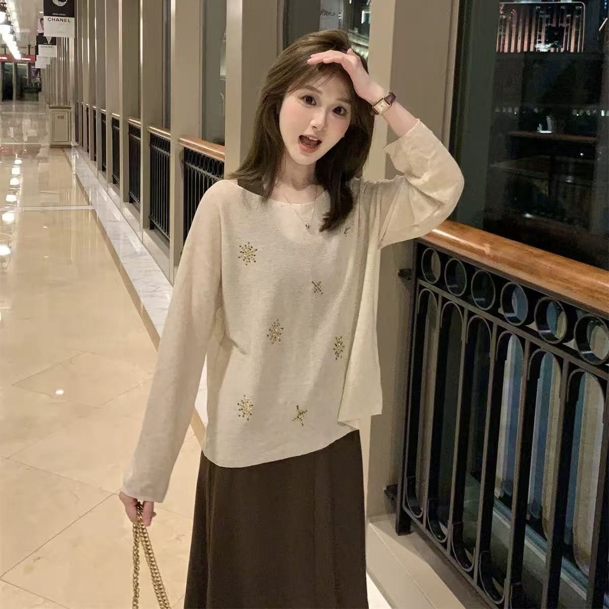 小个子早秋新款设计感镶钻百搭法式毛织罩衫连衣裙针织两件套装