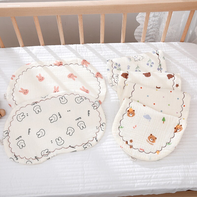 婴儿枕头纯棉纱布柔软云片枕初生宝宝枕头防吐奶小枕垫0高度枕巾