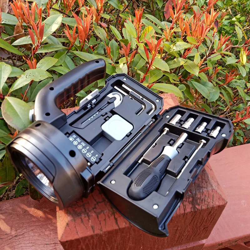 亚*孙热卖美刀!多功能户外车载工具箱野外露营不是恤