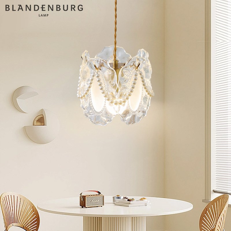 水晶卧室吊灯法式奶油风设计感珍珠床头灯饰现代简约浪漫吧台灯具