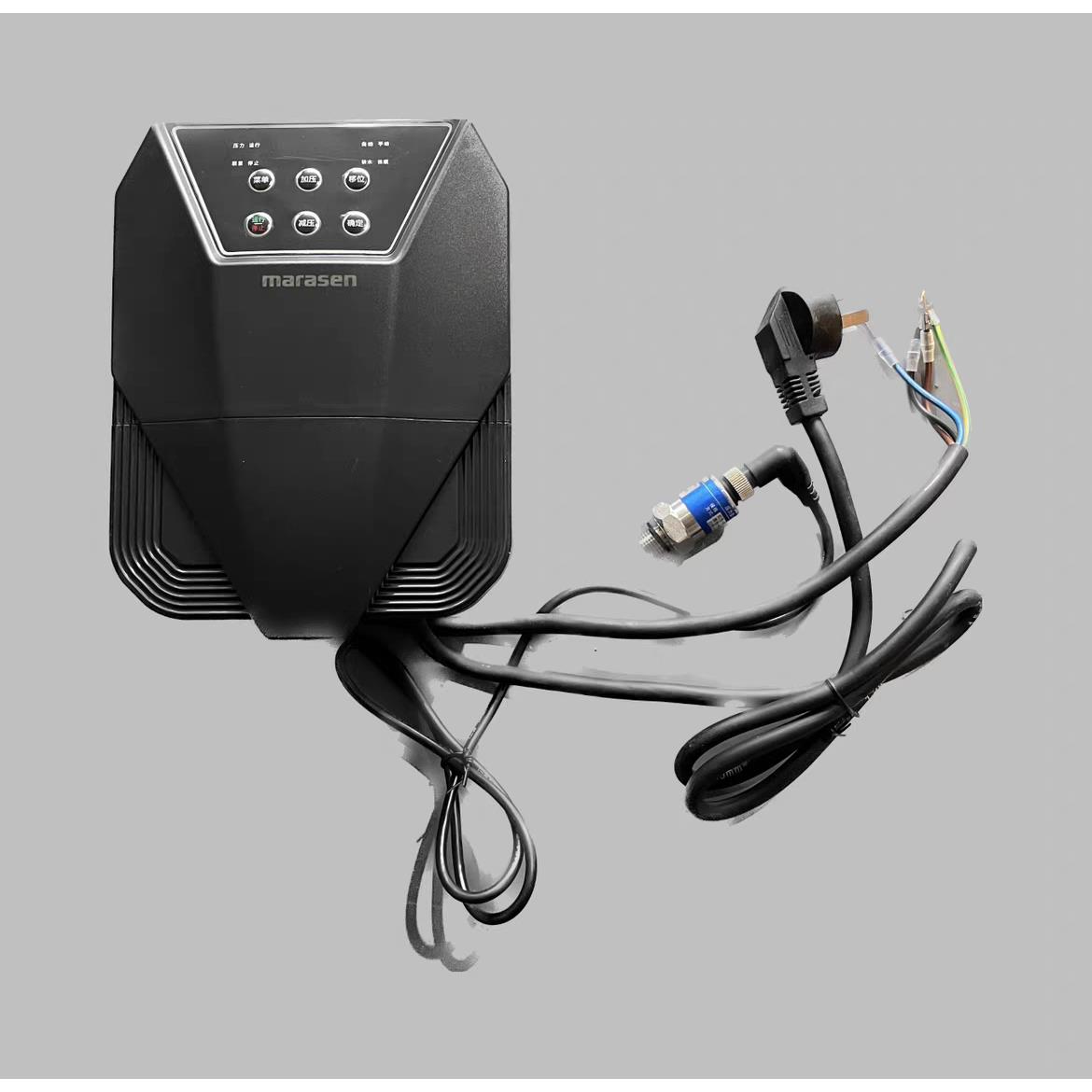 优众M820水泵背负式变频器单进三出恒压供水可调压力节能调压器