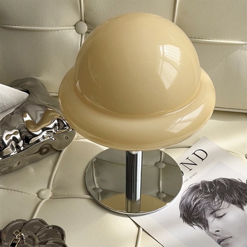 态生活 中古风装饰玻璃蘑菇台灯家用简约卧室书房ins网红氛围台灯