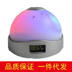 创意魔幻七彩投影钟LED钟升级版懒人夜光投影钟半球星空灯闹钟