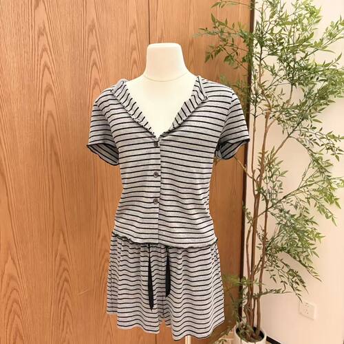 【大美唤粉丝专享】慵懒条纹带胸垫女士可外穿舒适家居服H5N9104