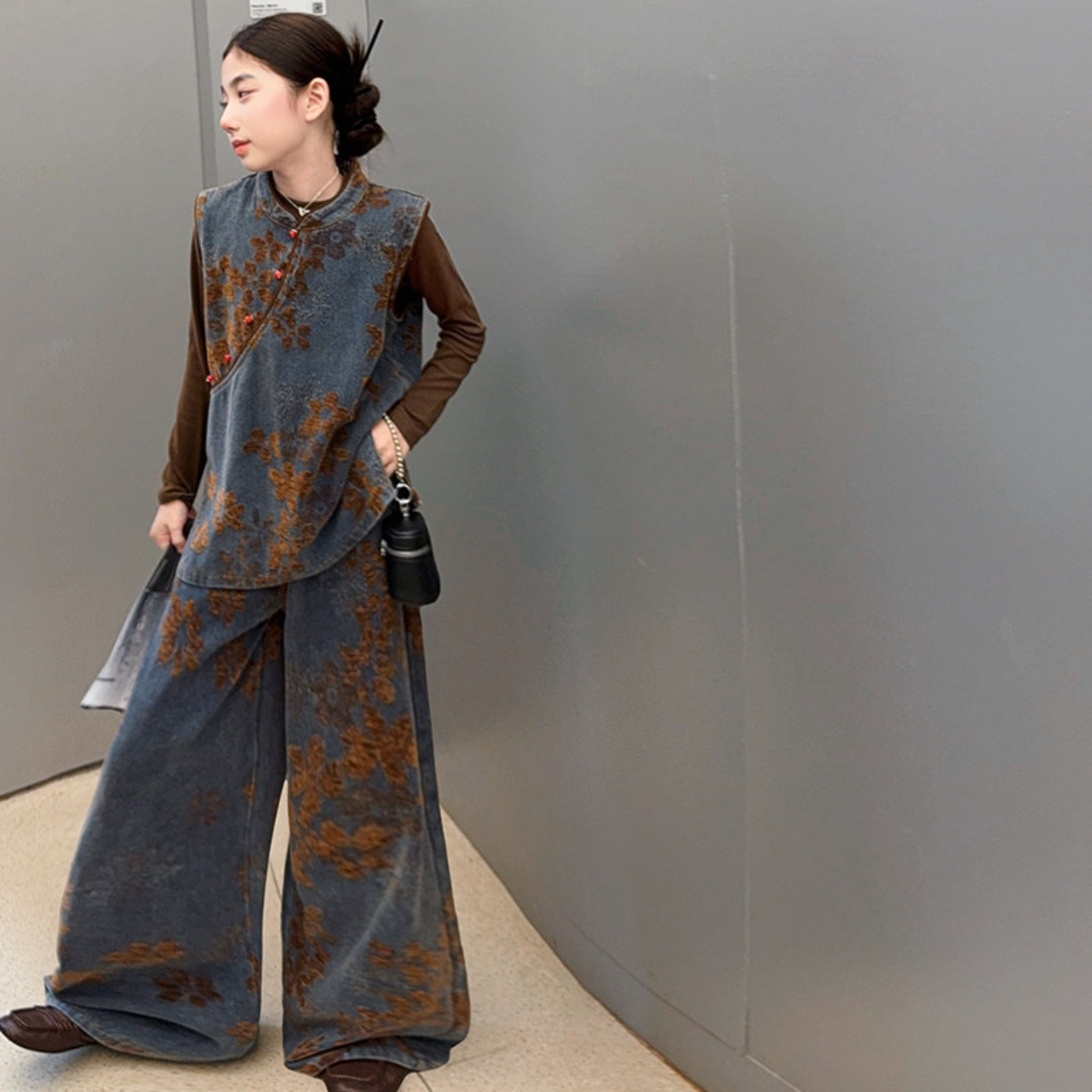 爵士舞女童国风印花牛仔马甲三件套2026春秋新款阔腿裤中大童套装