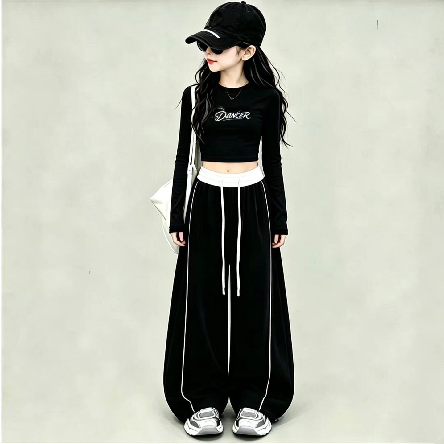 爵士舞服装女童嘻哈酷甜街舞潮服黑色紧身打底衫巨好看秋阔腿卫裤