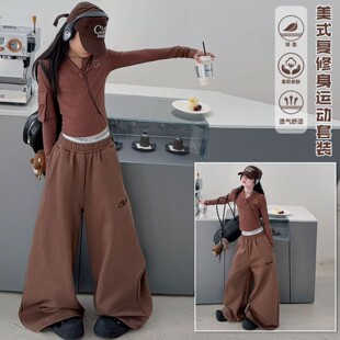 爵士舞女童套装春款2026小女孩辣妹街舞潮酷修身上衣运动裤阔腿裤