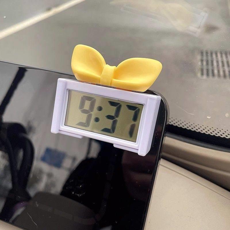 可爱的车载迷你电子表黏贴车载时钟三轮车电子表简约大数字车表
