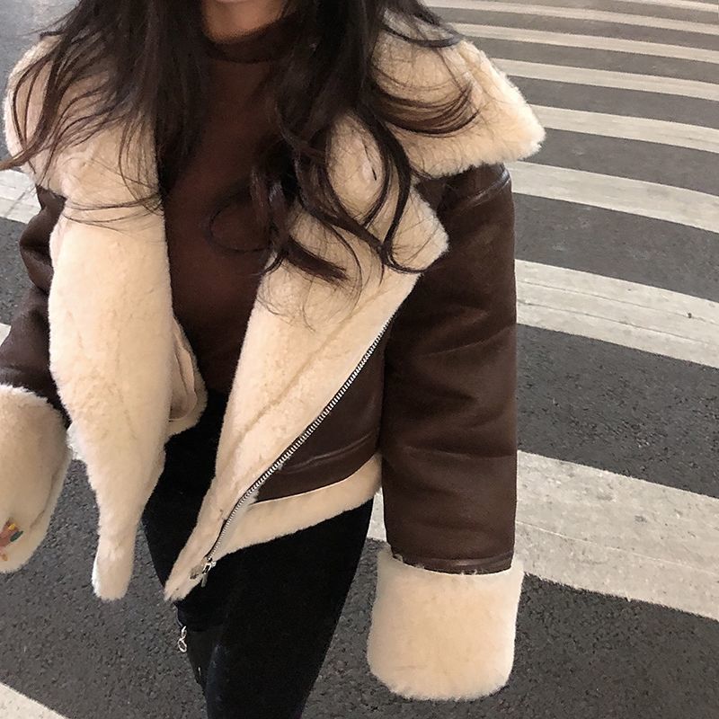 羊羔毛皮毛一体机车服pu