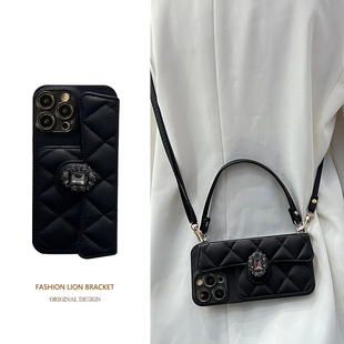 挂脖XT全包7女镶钻 卡10Pro手提包GT5pro斜跨Q3防摔C3版 适用realme真我12手机壳10Pro 小香风11Ultra秋冬装