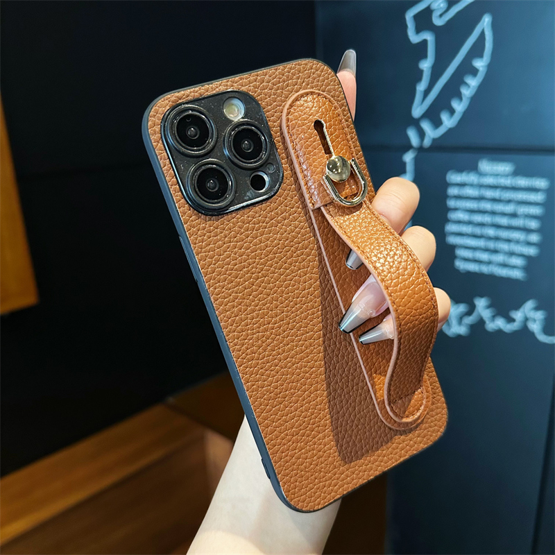 适用于iPhone15promax手机壳苹果14手腕带13秋冬12支架11全包XR情侣xs懒人8简约6精孔7plus高级6s防摔x小众