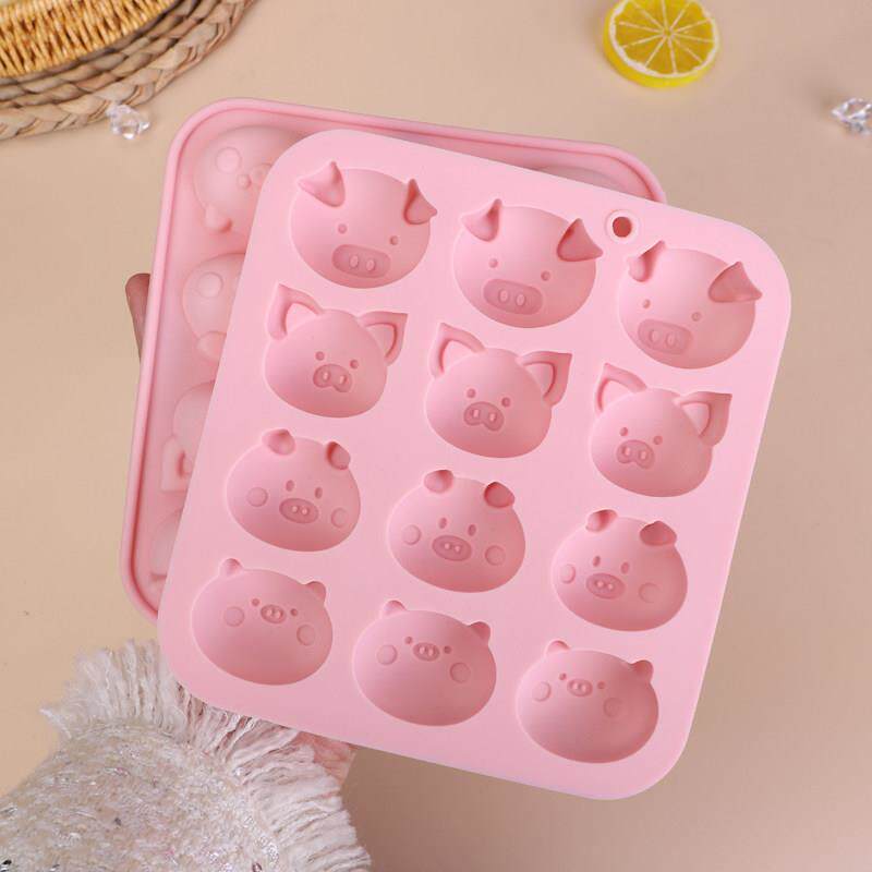 卡通猪儿童手工巧克力QQ糖不粘硅胶模具钵仔糕冰格果冻奶酪棒模型