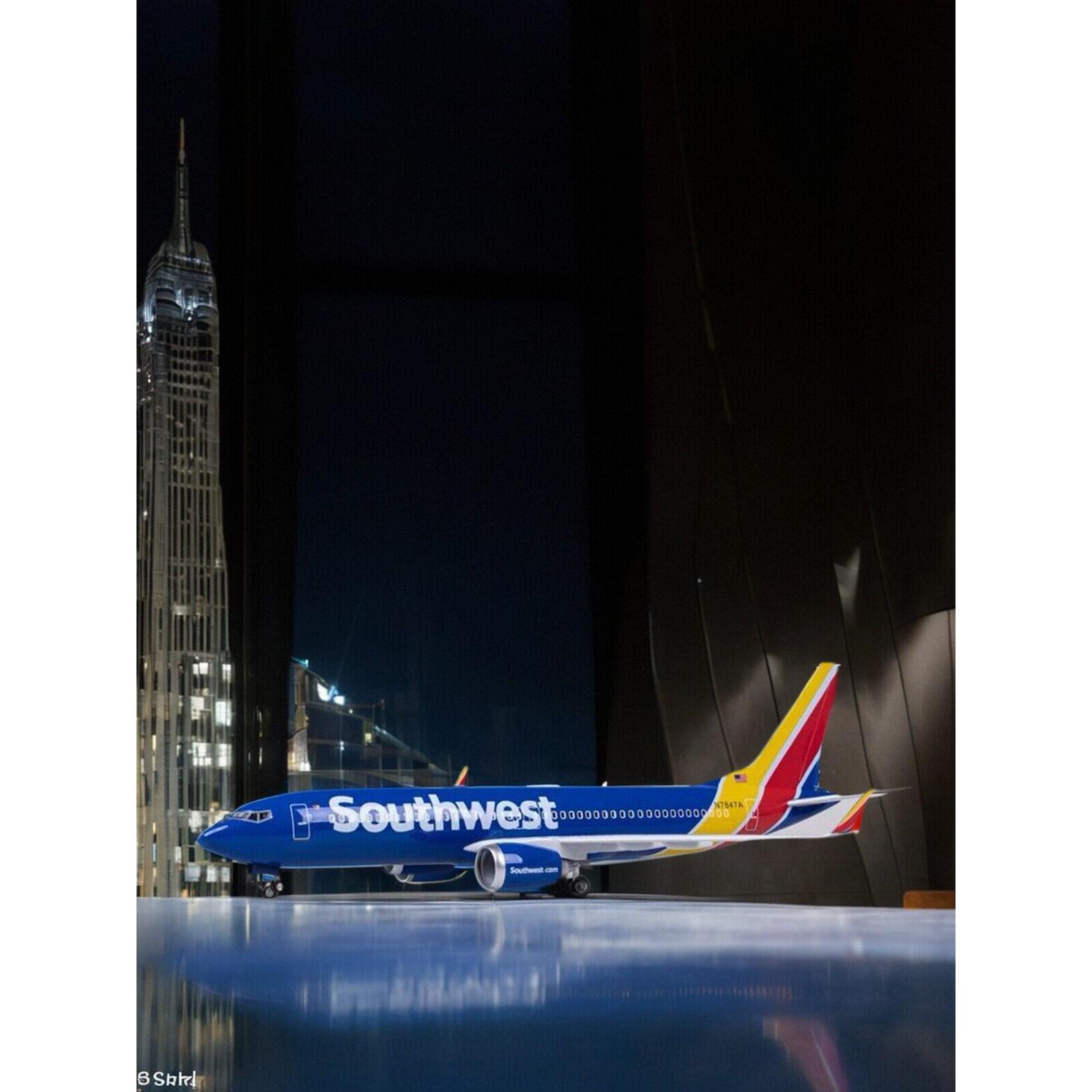 波音B737美西南航空 SOURHWEST仿真灯光声控飞机模型客机航模礼品