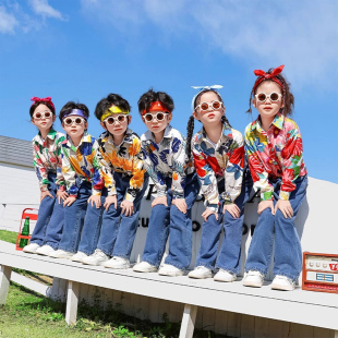 儿童港风演出服男童花衬衫小学生啦啦队幼儿园毕业照舞蹈表演服装