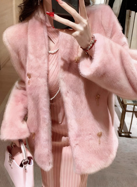 2025秋冬新款小众气质皮草粉色棉袄女装轻奢女装大衣外套女2170