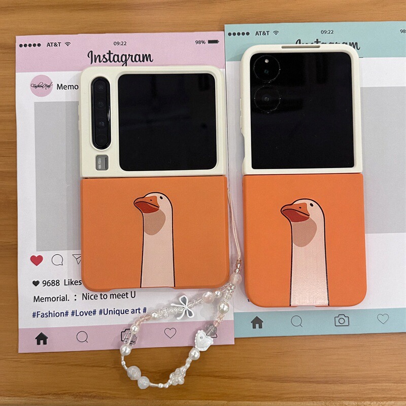 适用小米mix2手机壳PuraX华为Pocket折叠壳OPPOFindN3摩托罗拉razr60新款挂链三星Zflip7保护套5卡通白色天鹅