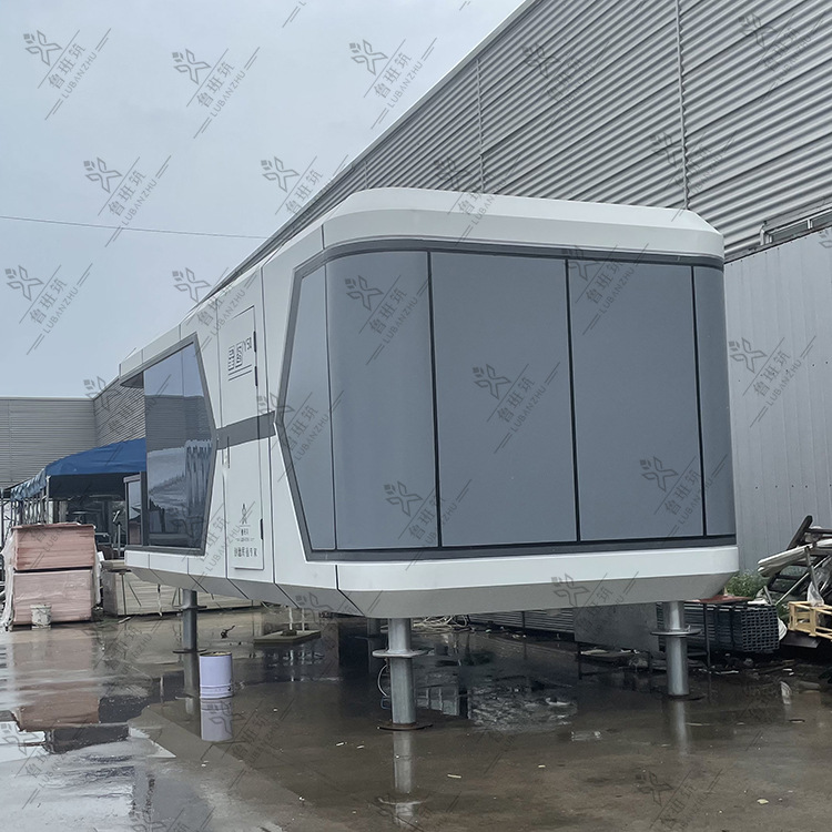 创意钢结构阳光房流浪舱移动房屋住人苹果仓可移动式太空舱酒店