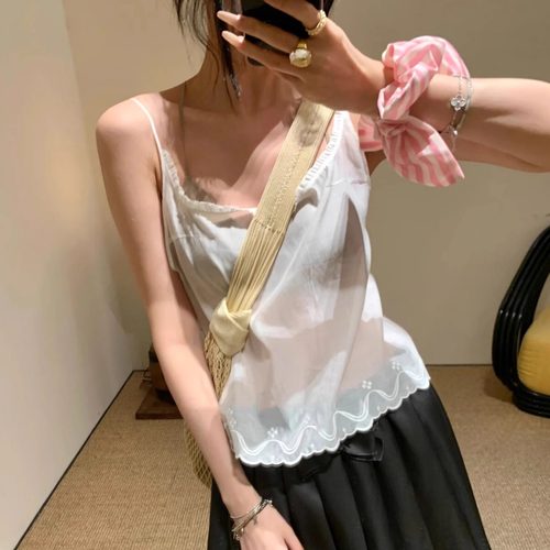 法式设计感甜美休闲百搭吊带背心