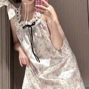 shushut小碎花甜美少女风可爱蕾丝边连衣裙休闲设计吊带裙 ICEYY