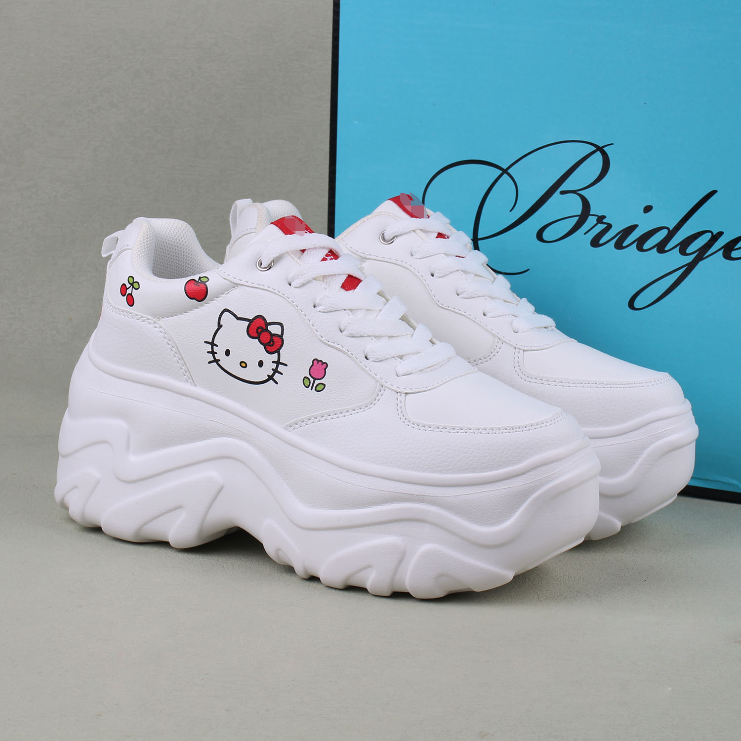 出口欧美单联名款女士厚底休闲鞋轻便增高低帮系带防滑时尚松糕鞋