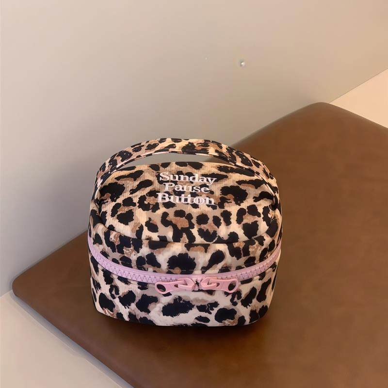 甜辣粉豹纹小方包立体化妆包女大容量收纳小包便携旅行收纳化妆包,收纳整理,化妆包,淘宝优惠券,粉丝福利购,淘宝优惠卷