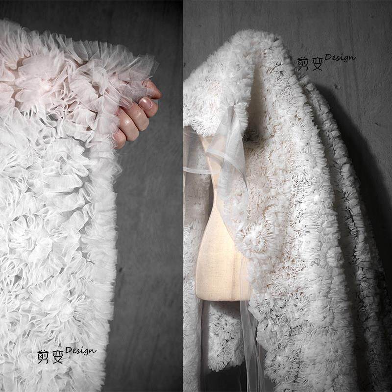 雪人白色立体肌理网纱创意廓形提花设计师面料高档裙婚纱服装布料
