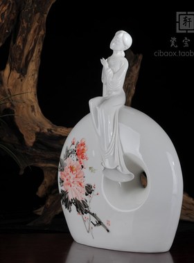 德化陶瓷明清古典美女仕女花好月圆手绘牡丹办公家居结婚礼品摆件