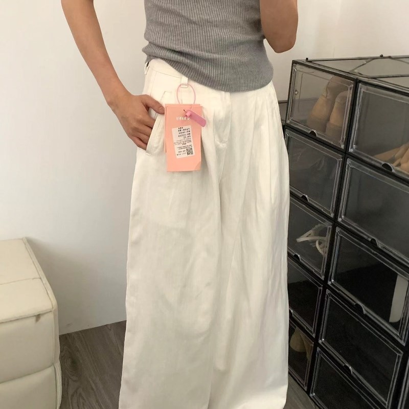 白色褶皱阔腿牛仔裤女2025秋季新款高腰宽松显瘦垂感直筒拖地裤子