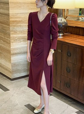 陌瑟MOSE【暗夜玫瑰】秋冬气质V领设计感长袖显瘦连衣裙小黑裙