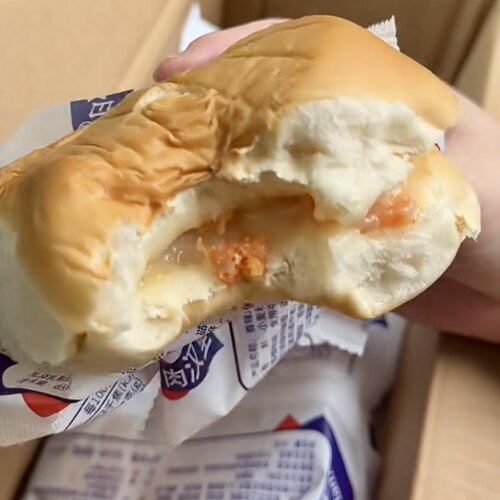 外皮松软内馅丰厚～鸡肉夹心汉堡