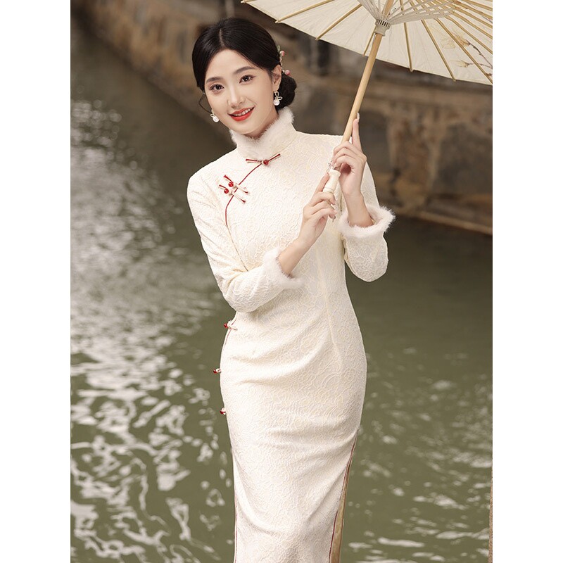 2026新款米白色加绒冬装国风新中式长款长袖改良旗袍冬季厚款