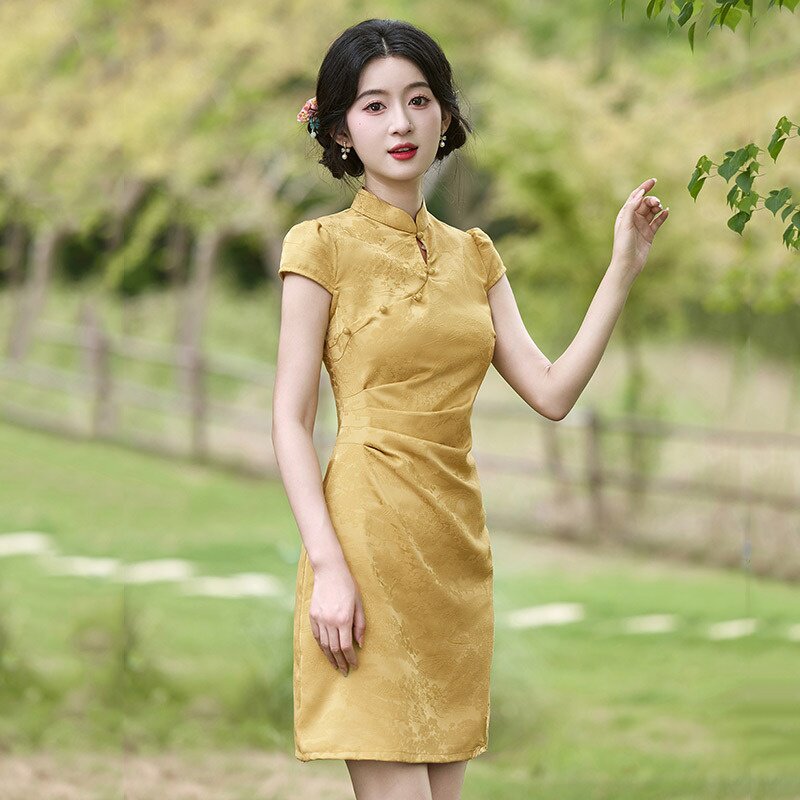 2026新款黄色黑色国风新中式短款旗袍改良年轻款女小个子复古修身