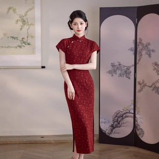 2026新款复古酒红波点改良旗袍新中式短袖中长款连衣裙订婚敬