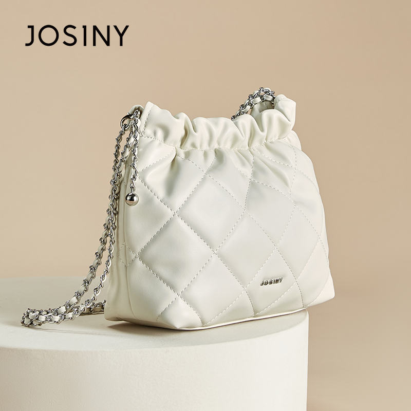 卓诗尼2025新款菱格链条水桶包女