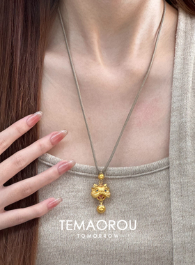 新中式金色醒狮棕绳项链女